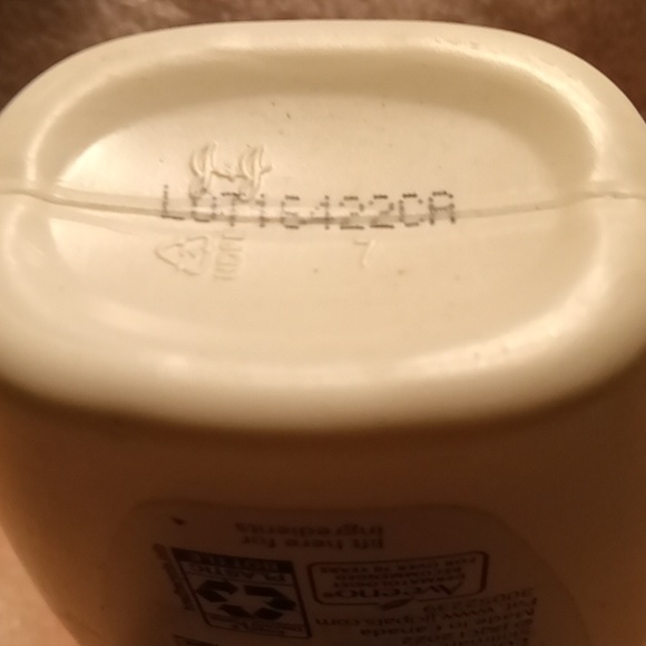 AVEENO CALM+RESTORE DUO REDNESS RELIEF CLEANSER & MOISTURIZER - Picture 5 of 5